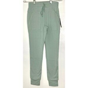 Women's Wild Fable Stretchy High-Waisted Pocket Leggings - Small (4-6)